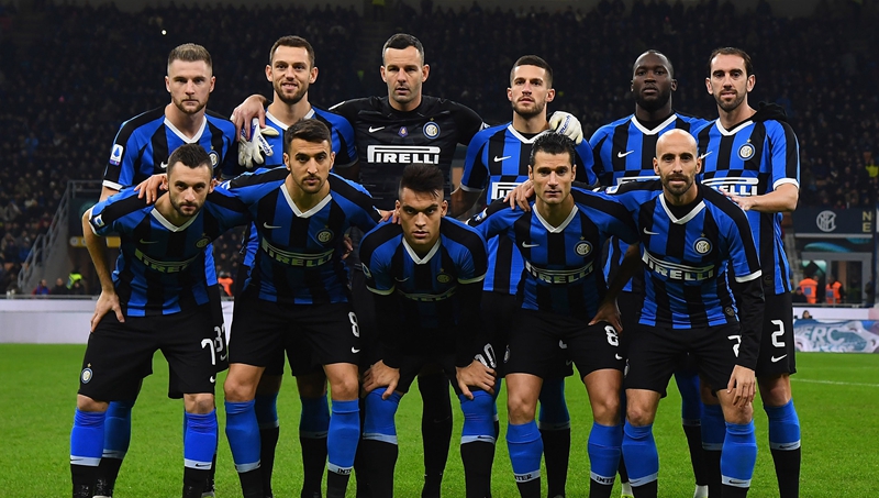 被记者问今天是否需要洗澡，科贝尔：我觉得这个问题有点冒犯（记者问“今天要不要洗澡”？科贝尔：这种提问有点冒犯）