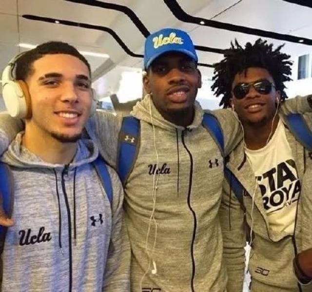 拜仁、巴萨有意，记者：阿斯拉尼想迈出下一步，不会长期留队（记者：阿斯拉尼渴望更进一步、难长期留队；拜仁与巴萨均有意）