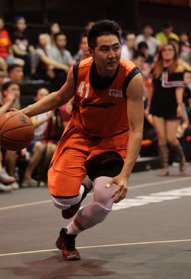 气还没消？卢克曼在与尤里奇争执后取关亚特兰大官方社媒（与尤里奇争执后，卢克曼取关亚特兰大官方社媒）