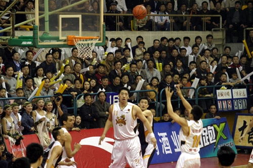 萨里：裁判没有影响比赛结果，无论来哪个裁判国米都会赢（萨里：裁判不左右结果，换谁执法国米都能赢）