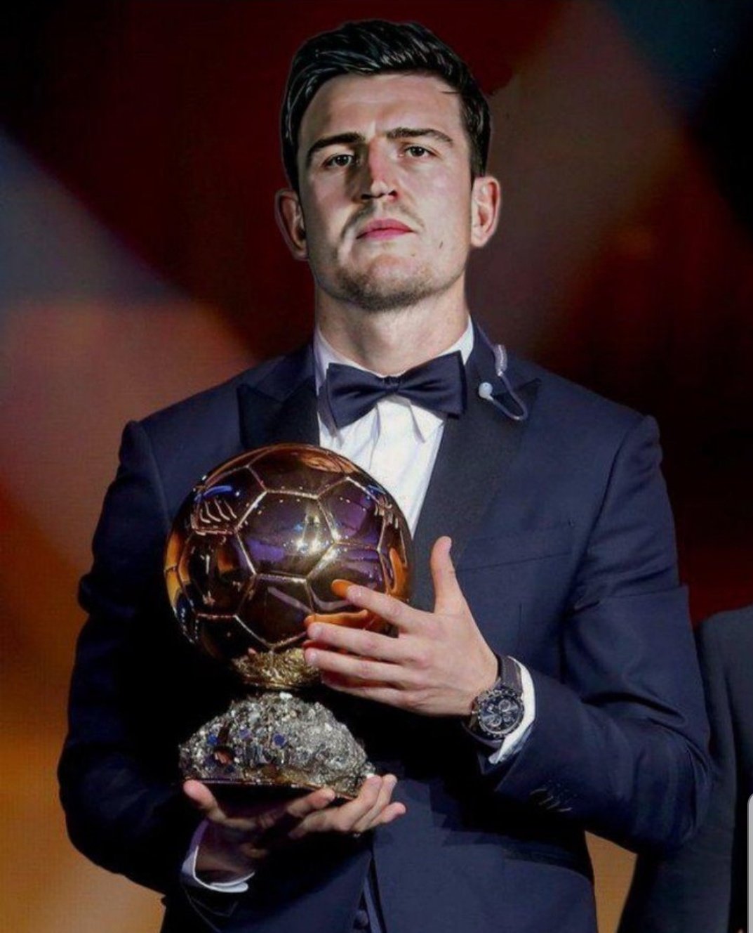 天空：利物浦对伊萨克报价超过1亿镑，纽卡对其估价为1.5亿镑