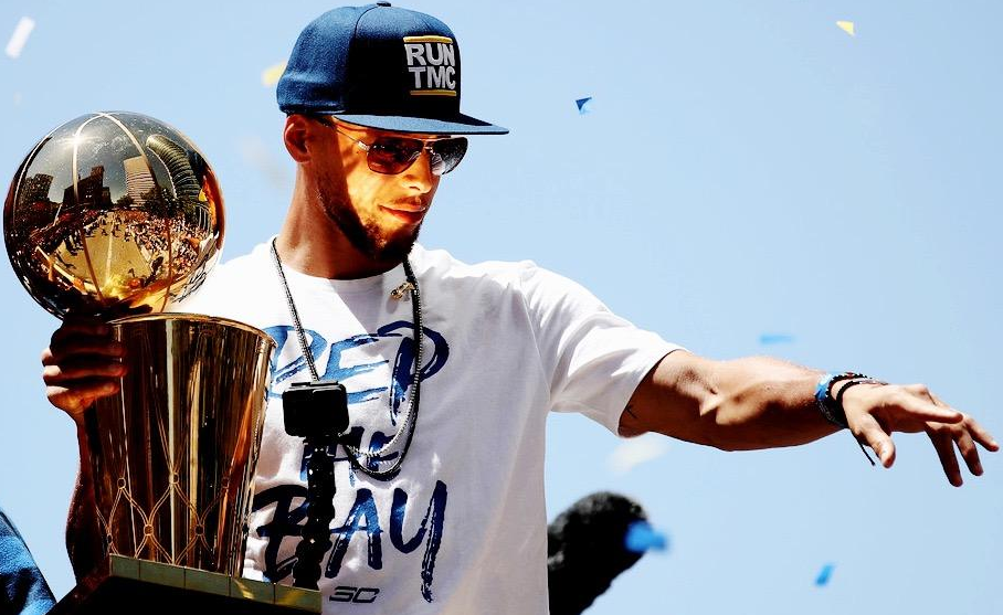 被记者问今天是否需要洗澡，科贝尔：我觉得这个问题有点冒犯（记者问“今天要不要洗澡”？科贝尔：这种提问有点冒犯）